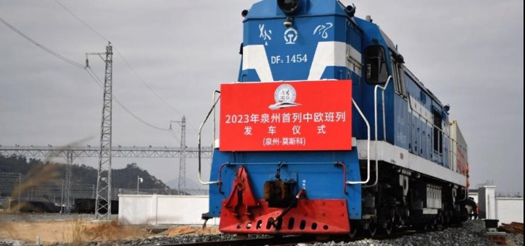 Σιδηροδρομικές διαδρομές συνδέουν την Κίνα με Ευρώπη και Ασία